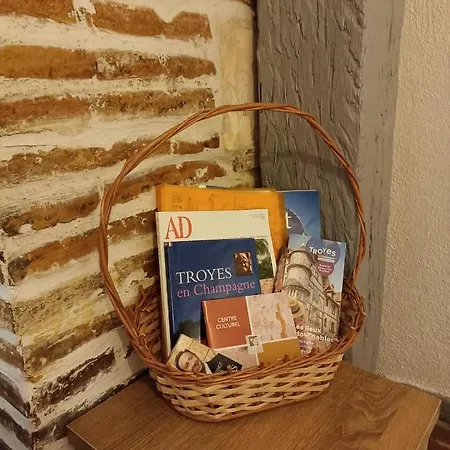 Apartment Le Logis Du Clocher Troyes